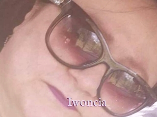 iwoncia Uk Sexy Milfs